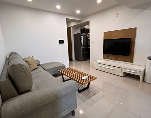 巨蛋商圈優質地段2+1房平車 - Image 2