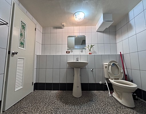 草漯精華市區(鄰近觀音工業區)大套房 - Image 5