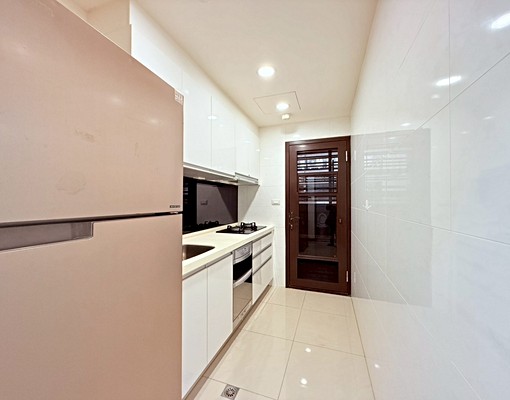 昌隆廣場l可養寵三房平車含管理費~ - Image 5