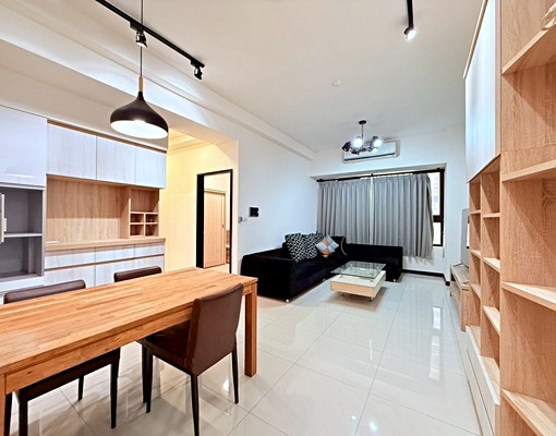 昌隆廣場l可養寵三房平車含管理費~ - Image 3