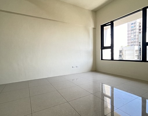 鳳山前鎮保泰一品全新三房平車傢俱電可談 - Image 3