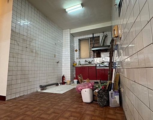 鳳山華山街生活機能便利三角窗 - Image 3