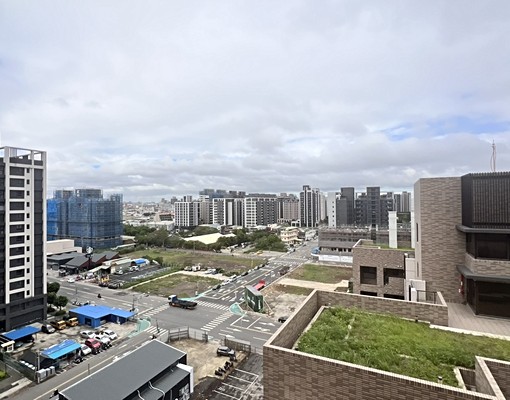 豐邑泱泱二房+車位、採光好、地點佳 - Image 6