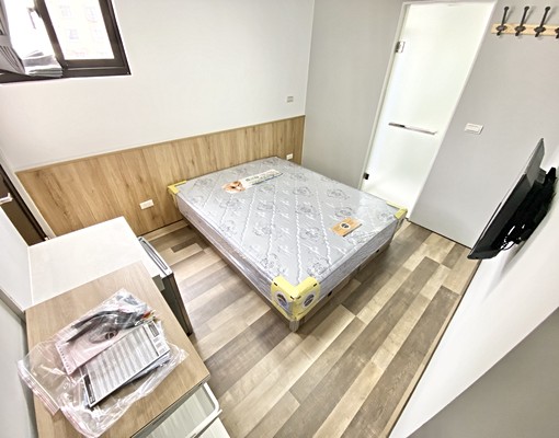 近SOGO大遠百機能超強✨可貓可租補🐾全新系統櫃,聯網電視 - Image 2