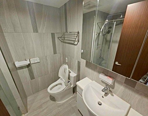 江子翠❣️收垃圾包裹~免爬梯對外窗採光通風獨洗曬~捷運機能佳 - Image 4