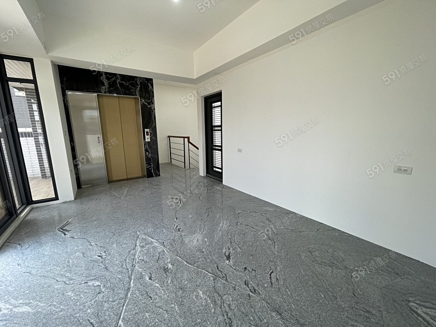 東城苑透天樣/實品屋