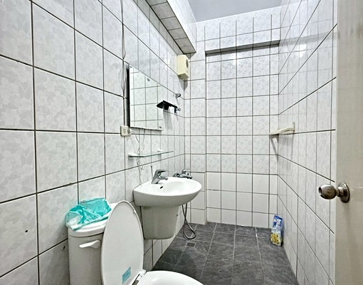 🉑租補戶籍｜沙鹿近家樂福｜便宜獨洗曬套房｜誠可議｜寵可談 - Image 12