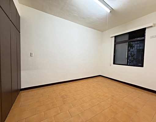 幸福MRT/方正大三房/近福壽商圈/可小寵/價錢可談 - Image 4