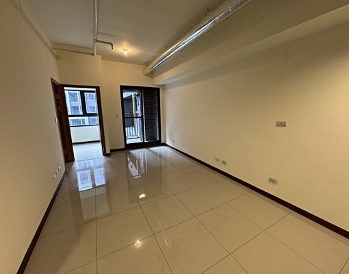 豪華公設飯店級管理-兩房可租補入戶籍免仲 - Image 3