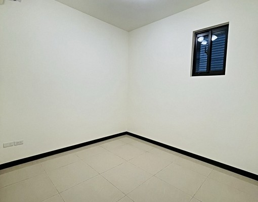 電梯大樓三房招租，房間廁所皆有窗戶通風佳 - Image 3