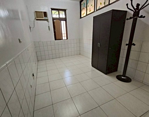 飛機路3樓透天(未保存登記建物)店住兩相宜. - Image 8