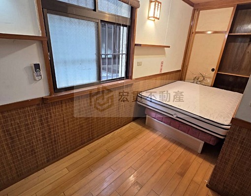 近新莊車站可合租員工宿舍整棟大透天家俱電齊全 - Image 3