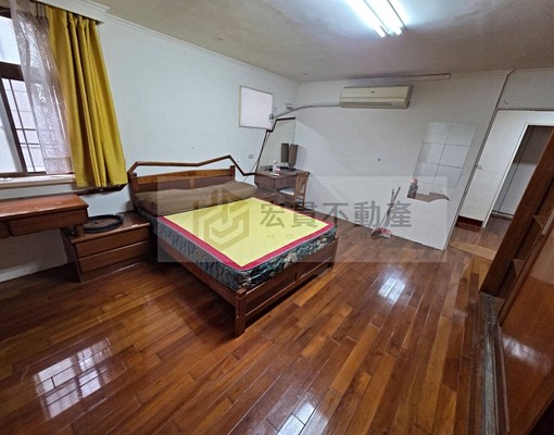 近新莊車站可合租員工宿舍整棟大透天家俱電齊全 - Image 4