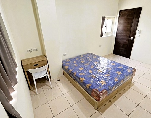 全新裝潢大兩房一廳可租補，乾濕分離衛浴，台電計價 - Image 1