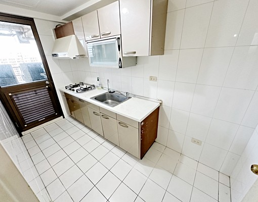 近鼎山家樂福凱悅峇里高樓層明亮優質2+1 - 591租屋網 - Image 11