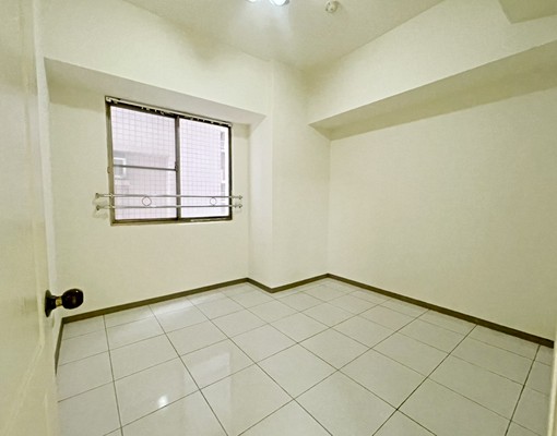 公益路勤美裕毛屋旁小套房。可租補 - Image 4