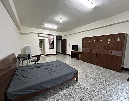 🍎大遠百.朝南陽台大套房🍎 - Image 3