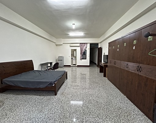 🍎大遠百.朝南陽台大套房🍎 - Image 8