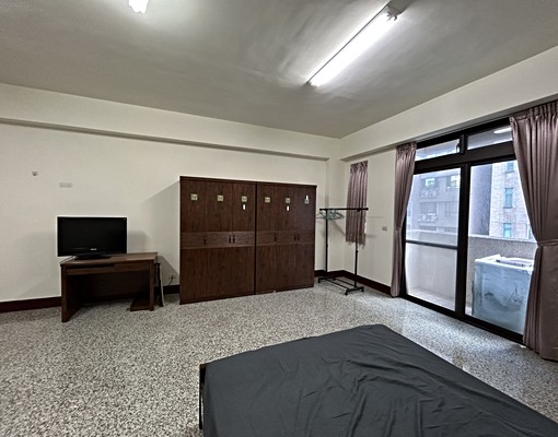 🍎大遠百.朝南陽台大套房🍎 - Image 9