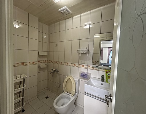 🍎大遠百.朝南陽台大套房🍎 - Image 10