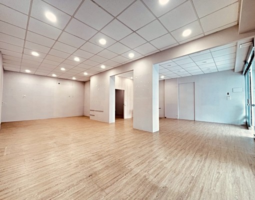 稀有釋出‼️海東國小旁大面寬金店面｜好停車大空間 - Image 4