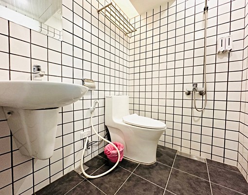 府中站/獨立洗衣機/垃圾代收/可短租/洗脫烘 - Image 5