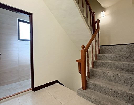 獨家整棟透天關境新苑｜翻新不止外表更是生活品味 - Image 9