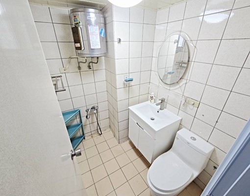 🏡逢甲管理員電梯🌟台水電🌟可租補🌟陽台獨洗🌟子母車 - Image 4