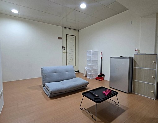 限女性/租金含管可租補/近永和國小/電梯家俱大套房 - Image 2