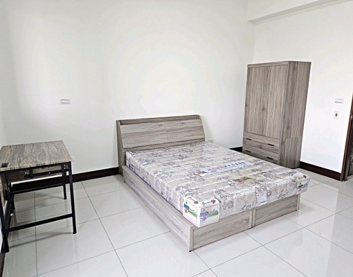 二林整棟車庫5房別墅出租 - Image 3