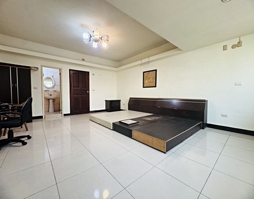 建國路-質感空間💝租金合理💝傢俱齊全 - Image 8