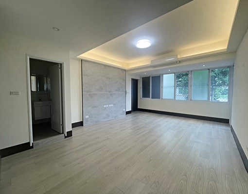 丹鳳捷運站,全新裝潢3+1房,可寵.台電.租補 - Image 2