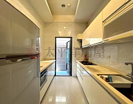 鹿陽國小旁臨路5房前停美墅l全配屋況佳 - Image 2