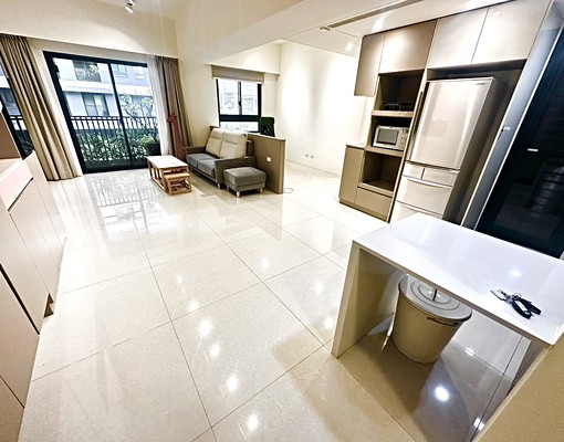 一中中國醫▶可租補可寵物▶3房坪數雙衛浴▶絕美樹梢戶+系統櫃 - Image 1