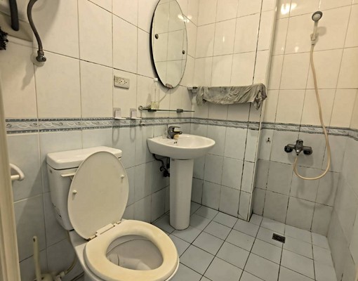 央大柏德套房/ - Image 4