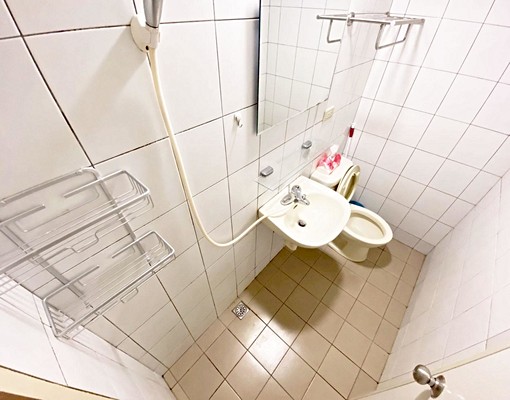 捷運江子翠◆超值套房◆曬衣空間★租補洽 - Image 4