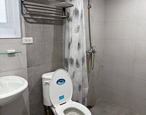 四維三路全新裝潢未入住質感精美一人一層雅套房可寵物/可租補 - Image 4