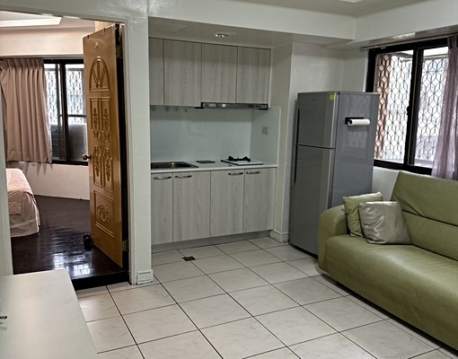 屋主自租~誠商圈正1房1廳/獨洗/可寵/可租補/下樓旁是全聯 - Image 1