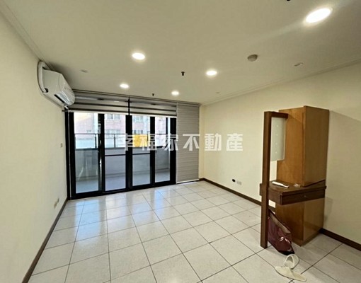 ❤️(租)東區太子鎮❤️景觀三房平車~可租補 - Image 2