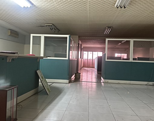 三民建興市場前超大店面1+2+3樓 - Image 1