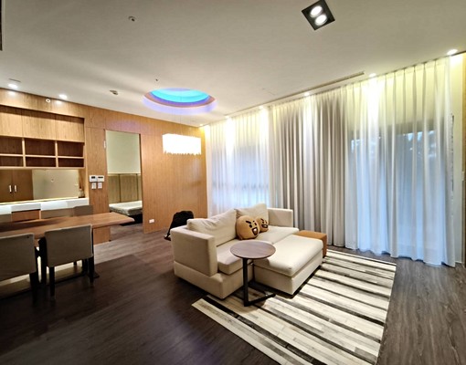 大降價~近捷運~百萬級裝璜~落地窗🍎含車位~管理費~搶租中 - Image 1