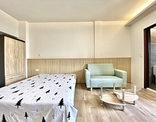 💖超大空間💖溫馨木質裝潢💖可租補僅一間 - Image 7