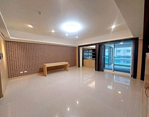 汐科甲山林天廈氣派4房+平面車位 - Image 1