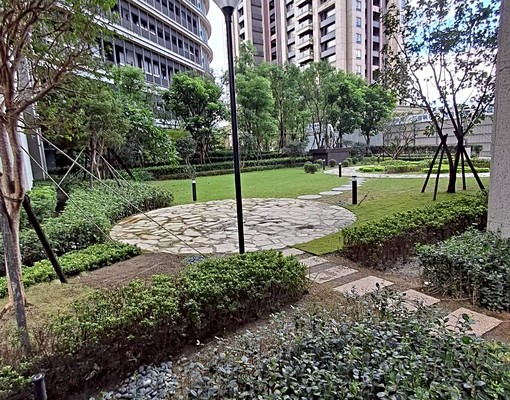 副都心全新百邑2房車（租金己含一個車位）可租補戶籍 - Image 12