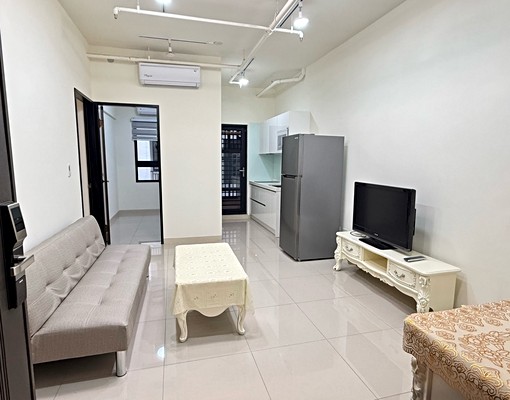 整層/24H鼎山家樂福鑫天地2/含車/有家具/可租補 - Image 1