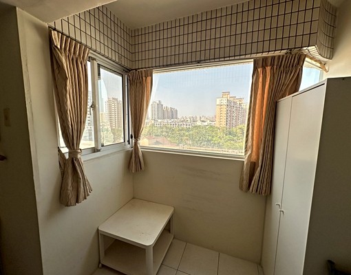 女性獨立套房/文山特區近正修長庚醫院.二大窗有門卡感應垃圾箱 - Image 4