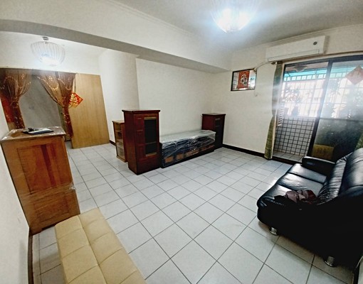 樹孝商圈大三房~~可租補~可入籍~~ - Image 1