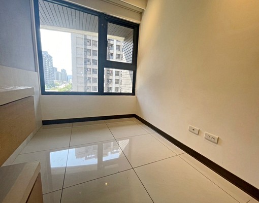 敦信社宅☀重劃區採光3房車☀免仲可補助 - Image 4