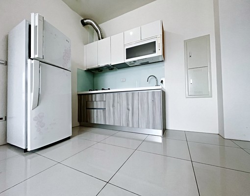 租補#含管。次頂樓採光2房2衛~拎包入住 - Image 2