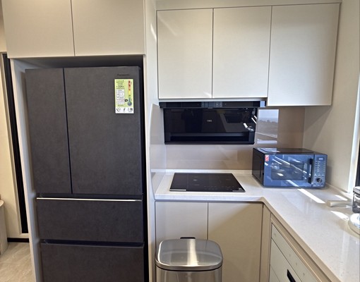 ✨高檔全新裝潢⭐電動沙發+55吋大電視兩房一廳一位含車位 - Image 7